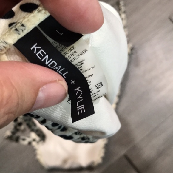 Kendall + Kylie Black Dot Printed Off-White Bikini Swimsuit size L - Picture 6 of 9